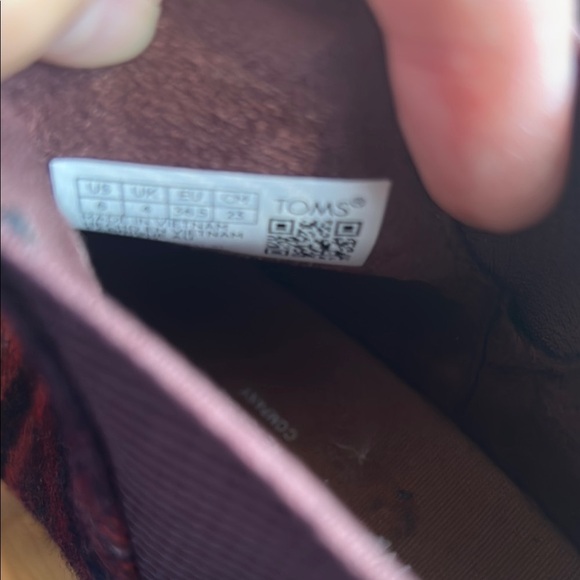 TOMS Kelsey 2.75" Wedge Heel Booties Boots Red Black Flannel Plaid 6 - Picture 7 of 8